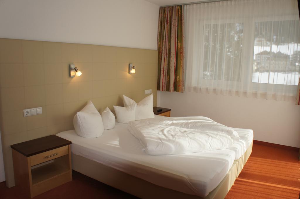 אישגל Alpinea Appartements מראה חיצוני תמונה
