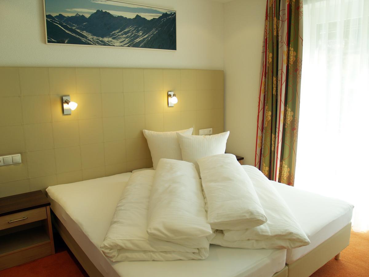 אישגל Alpinea Appartements מראה חיצוני תמונה